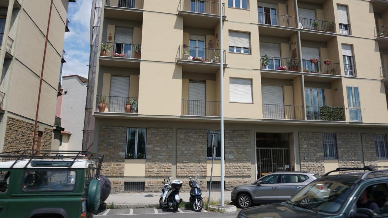 Arno River View Apartment Terraces, Free Parking Firenze Bagian luar foto