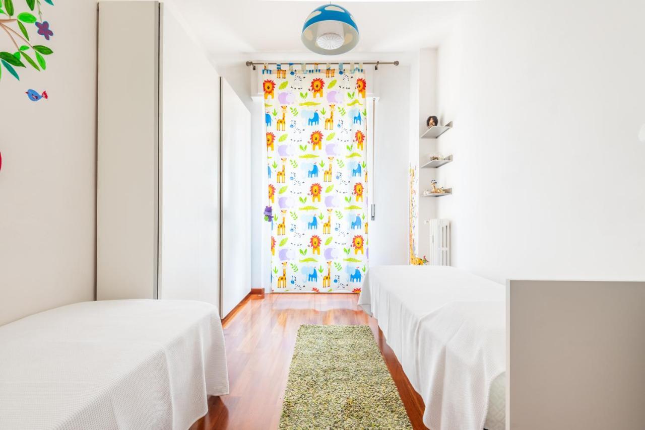 Arno River View Apartment Terraces, Free Parking Firenze Bagian luar foto