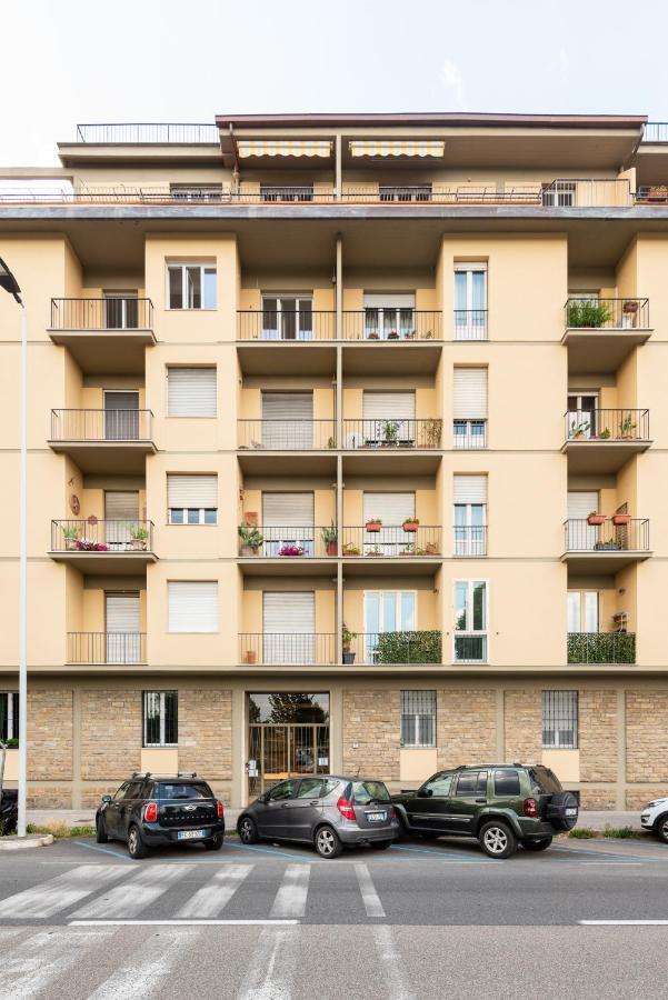 Arno River View Apartment Terraces, Free Parking Firenze Bagian luar foto