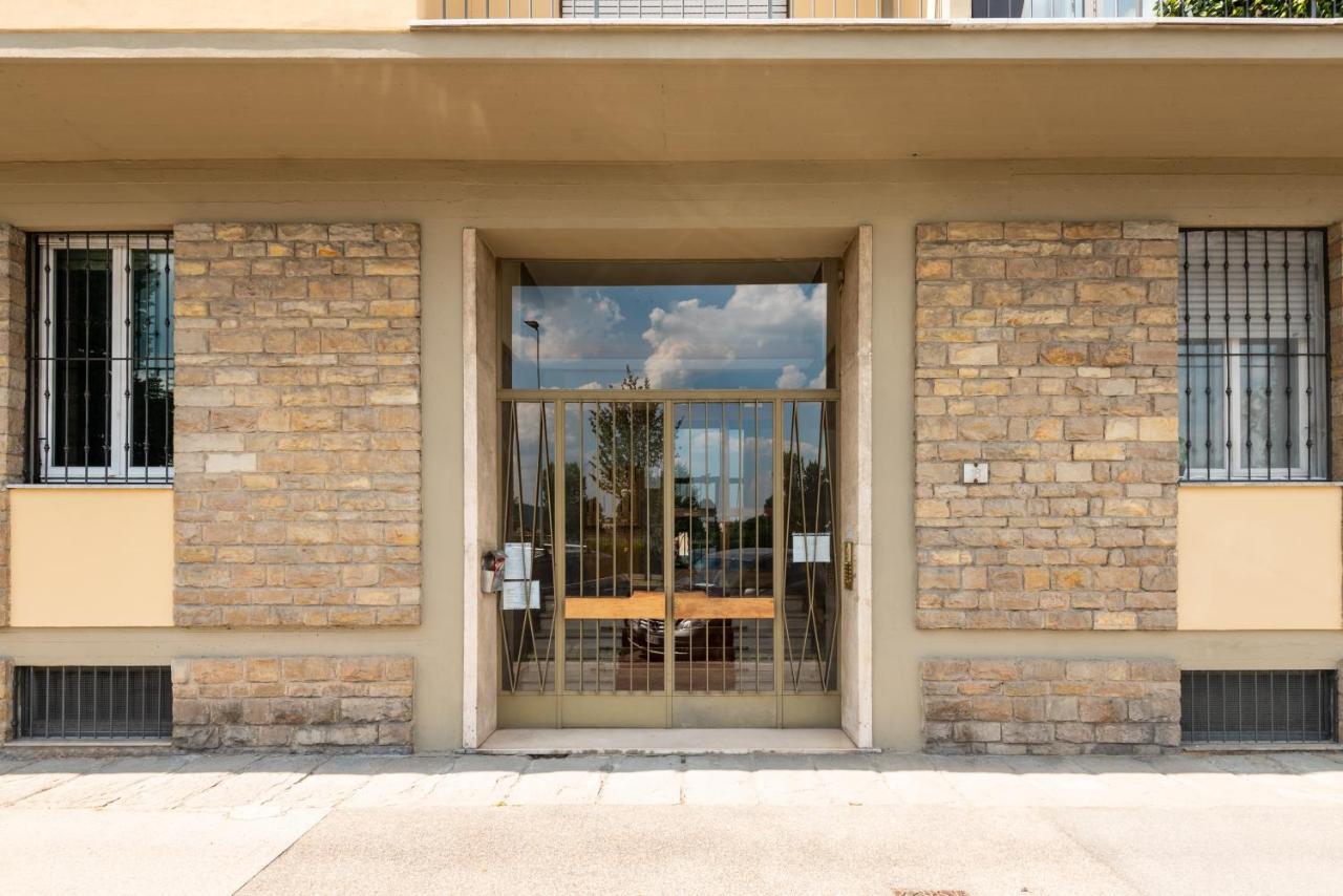 Arno River View Apartment Terraces, Free Parking Firenze Bagian luar foto